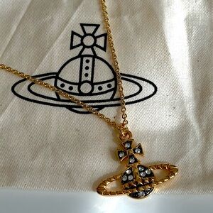 NWOT Vivienne Westwood Black Orb Necklace